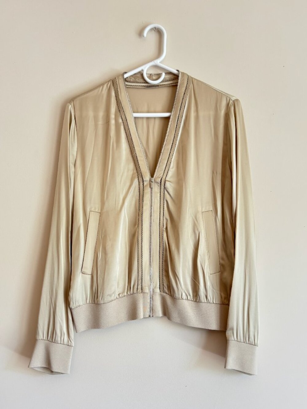 Elie Tahari gold silk jacket